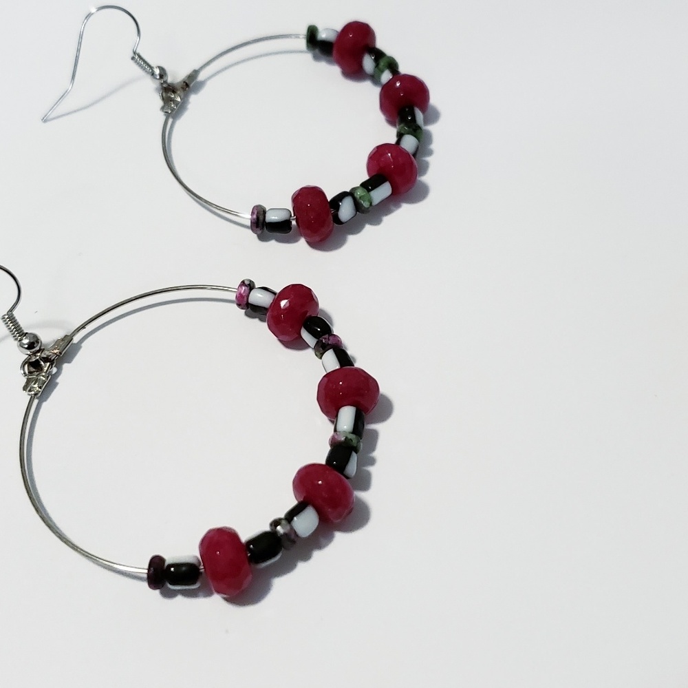 3$25 🌺🦋🌺HANDCRAFTED  EARRINGS 🌺🦋🌺 - Picture 3 of 3